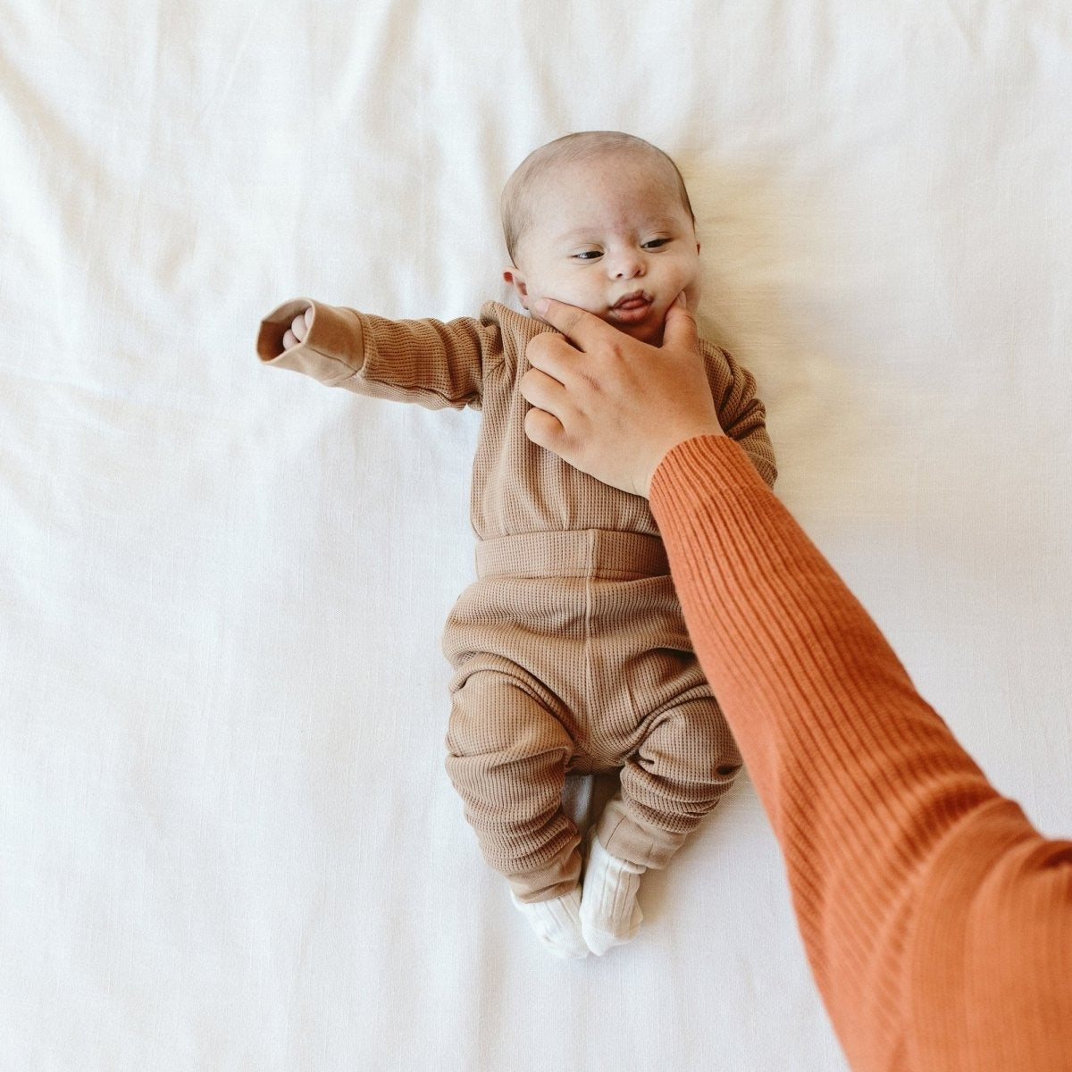 THERMAL LONG-SLEEVE BODYSUIT | NATURAL | FITS SNUG