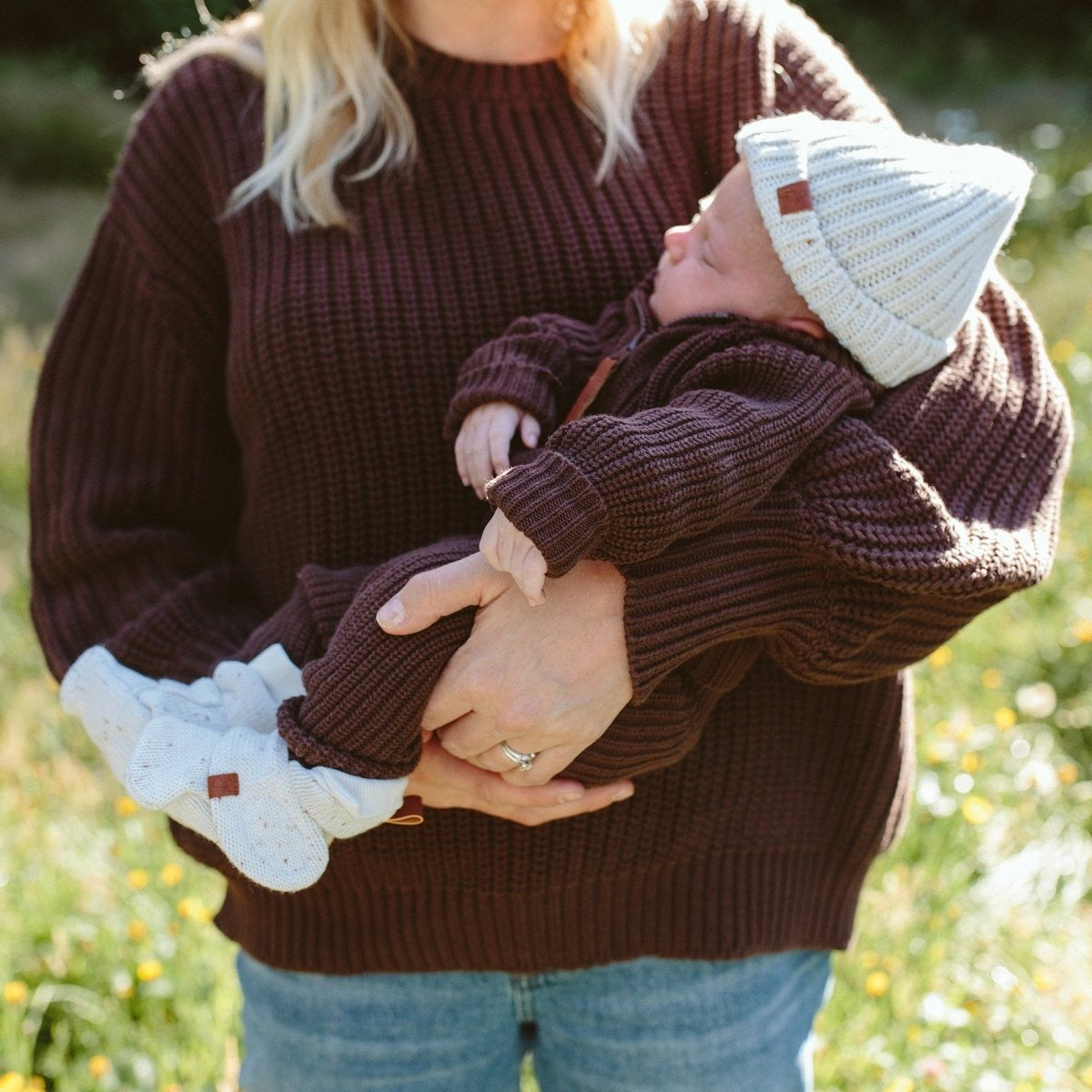 WOMENS CHUNKY KNIT SWEATER | HIDE